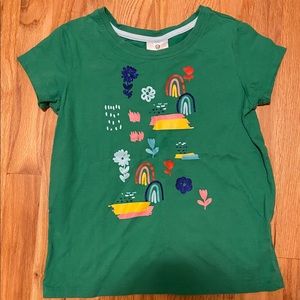 Hanna Andersson 140 green rainbow appliqué shirt